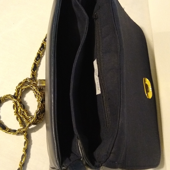Navy BlueVinyl Purse - Picture 2 of 3